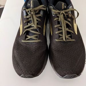 Mens Brooks Revel 4